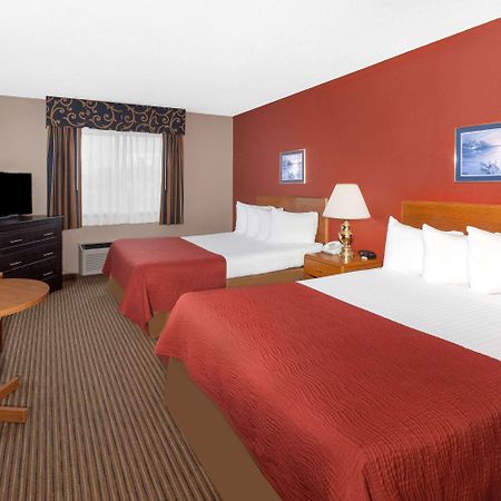 Hotel Super 8 By Wyndham St. Ignace Exteriér fotografie